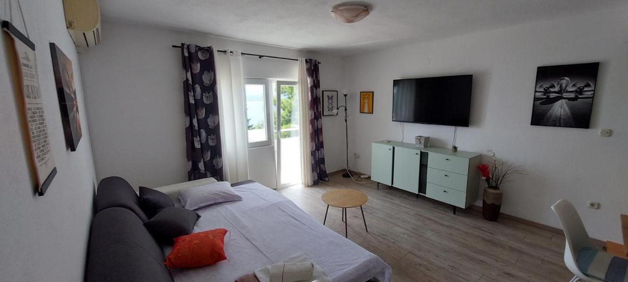Apartments Dana Omis Room photo