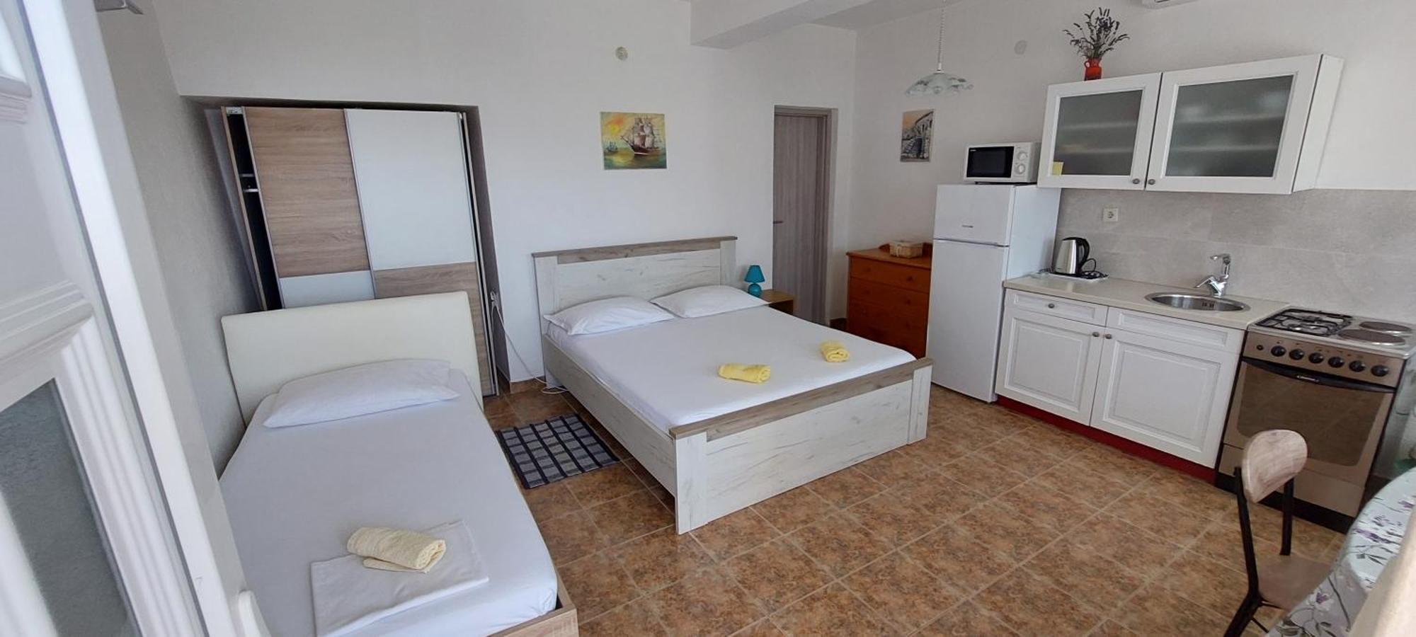 Apartments Dana Omis Room photo